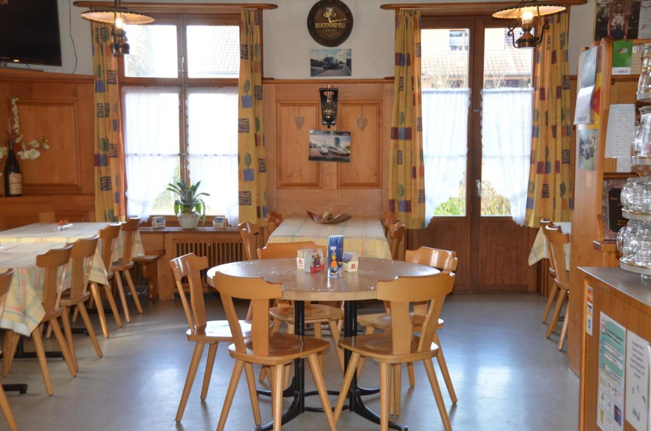 Hotel Restaurant Bahnhof Schüpfen Buitenkant foto